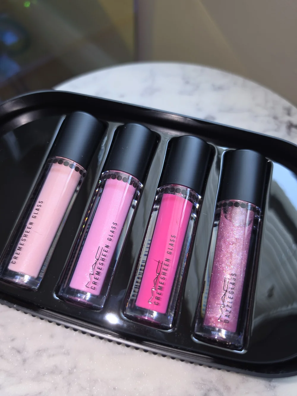 LIMITED EDITION MAC HEIRLOOM Objects Of Affection LIP GLOSS SET- 